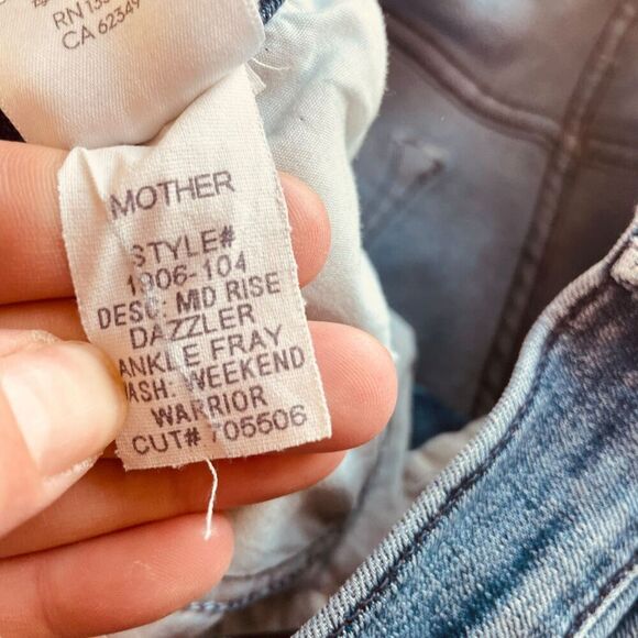 Mother Mid Rise Dazzler Ankle Fray Skinny Jeans - Picture 16 of 16